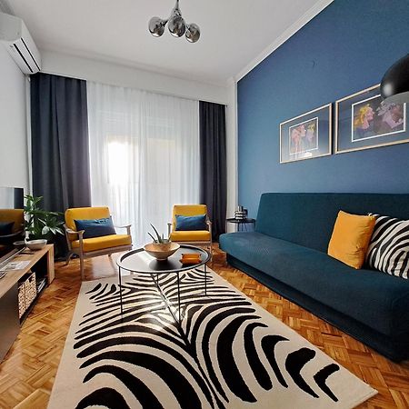 Stylish City Center Apartment 塞雷 外观 照片
