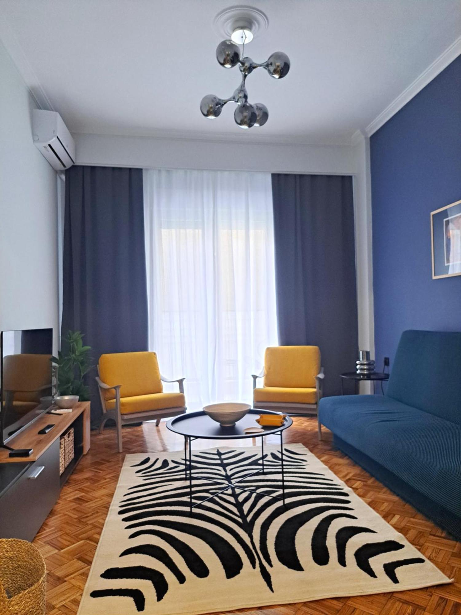 Stylish City Center Apartment 塞雷 外观 照片