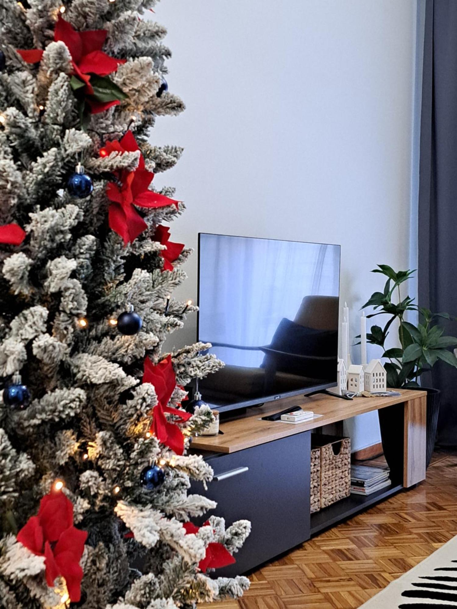 Stylish City Center Apartment 塞雷 外观 照片